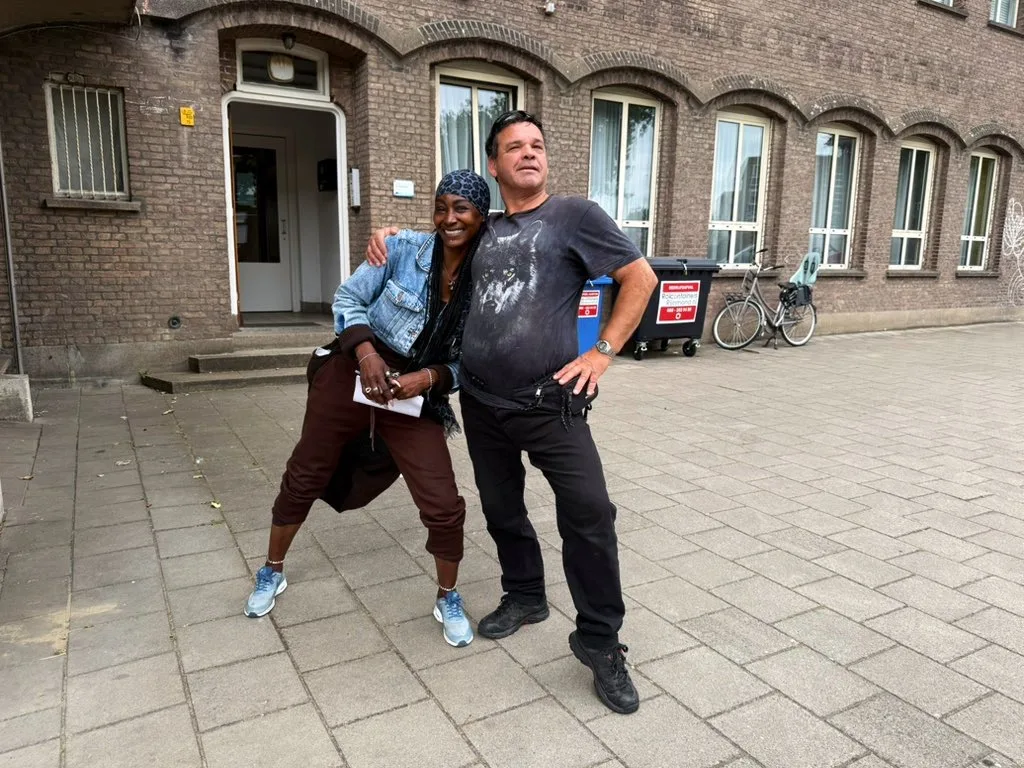 Wat het probleem ook is de gemeenschap is niet perse de oplossing maar het werkt wel